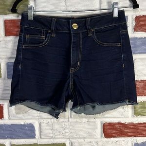 American Eagle Hi‎ Rise Denim Jeans Shorts
Shortie - Size 4